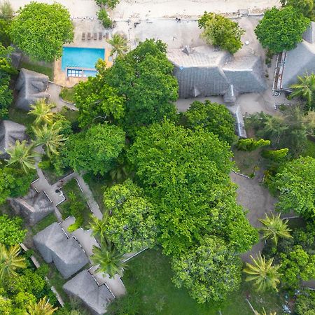 Menai Bay Beach Bungalows Unguja Ukuu Exterior photo