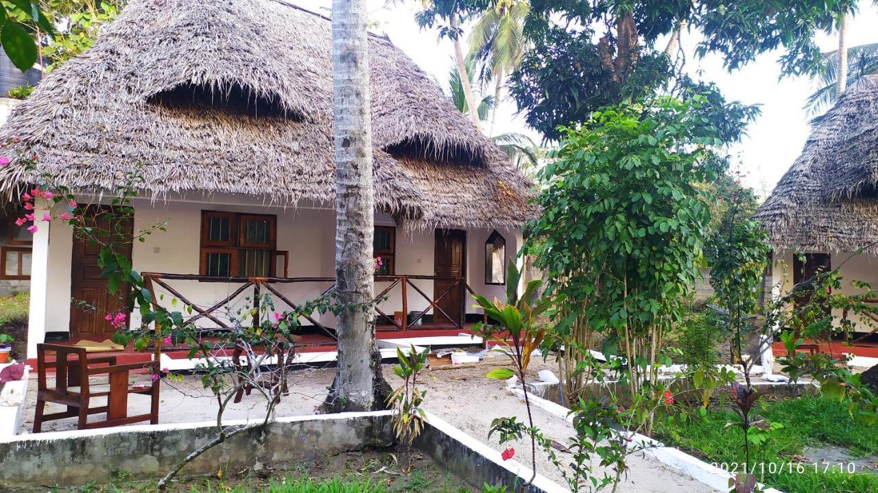 Menai Bay Beach Bungalows Unguja Ukuu Exterior photo