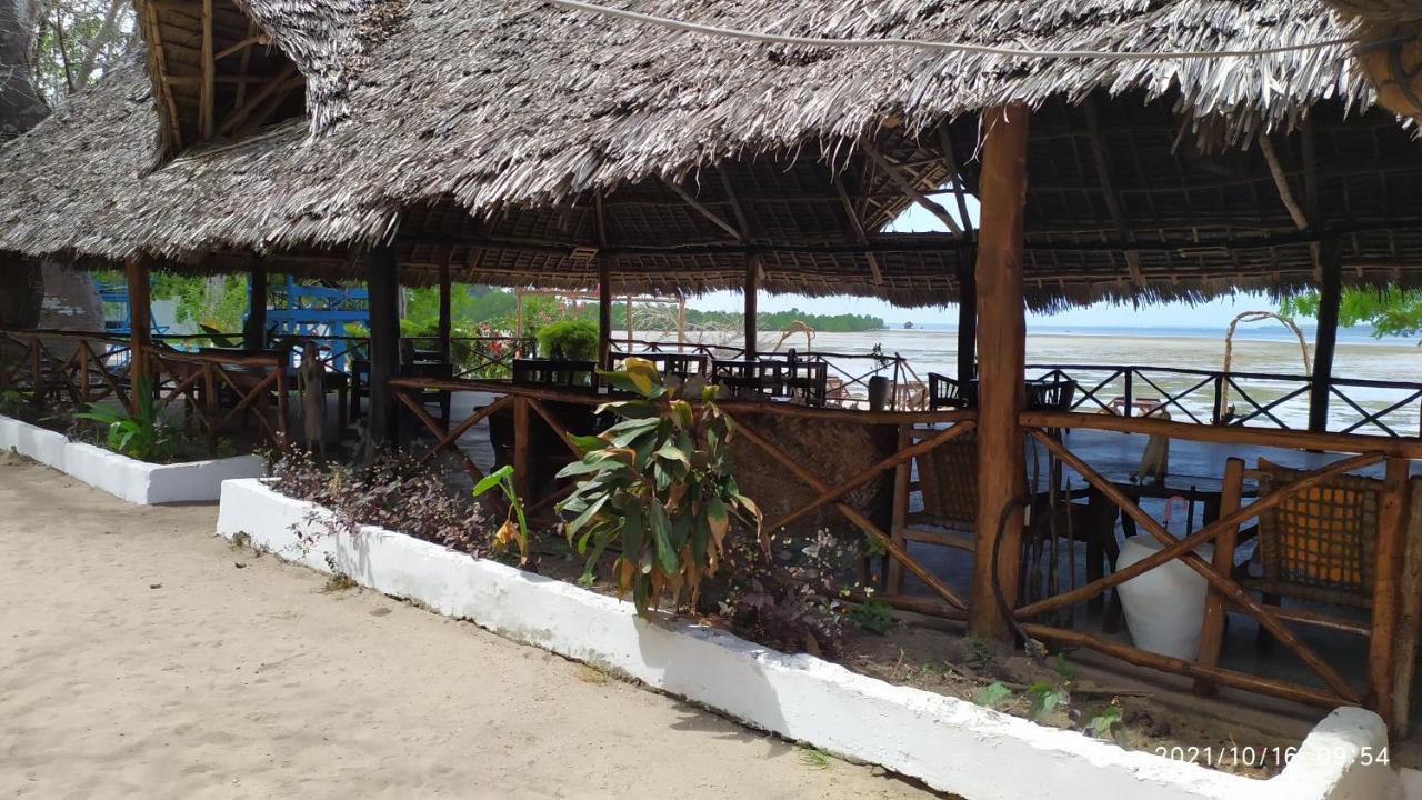 Menai Bay Beach Bungalows Unguja Ukuu Exterior photo
