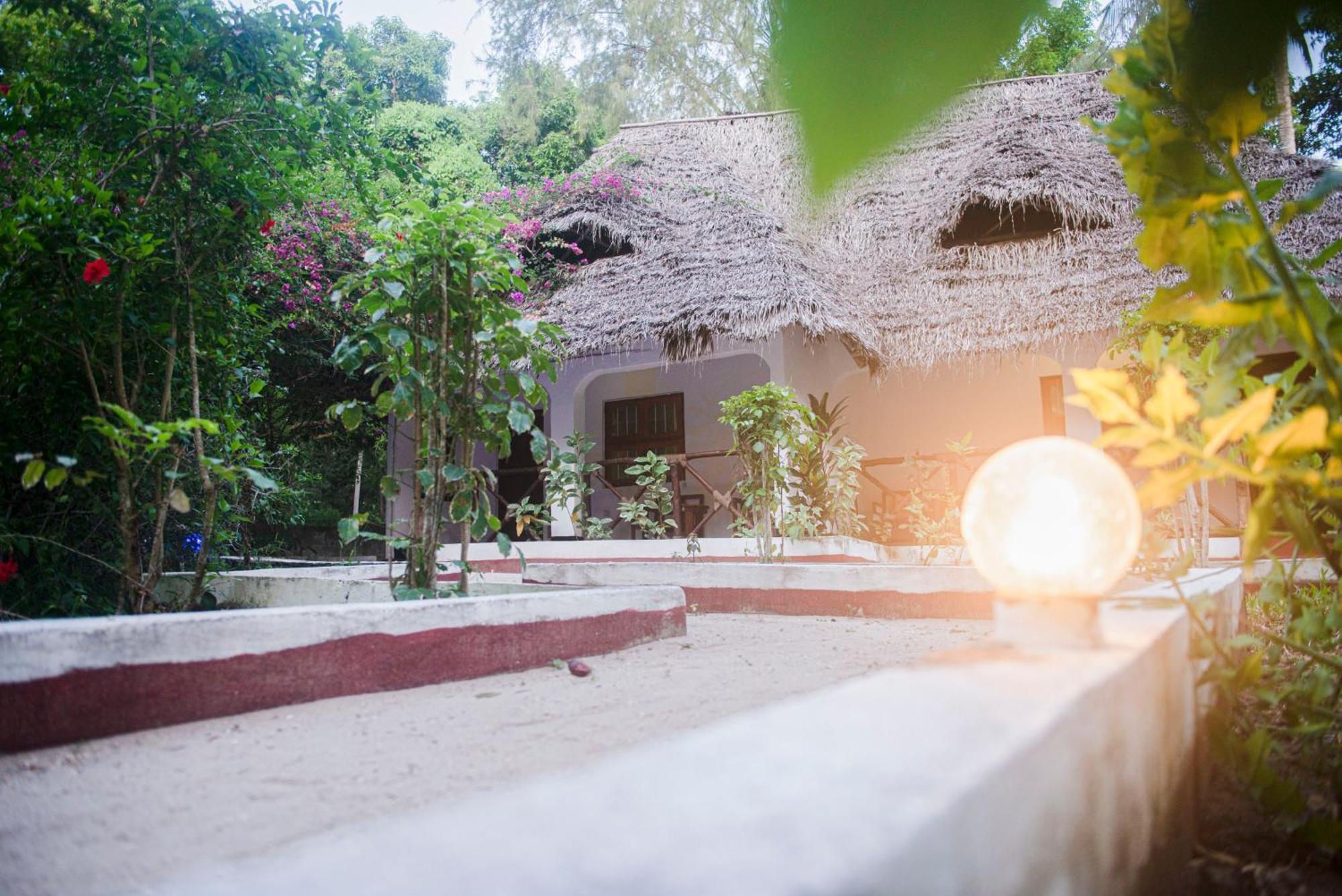 Menai Bay Beach Bungalows Unguja Ukuu Room photo