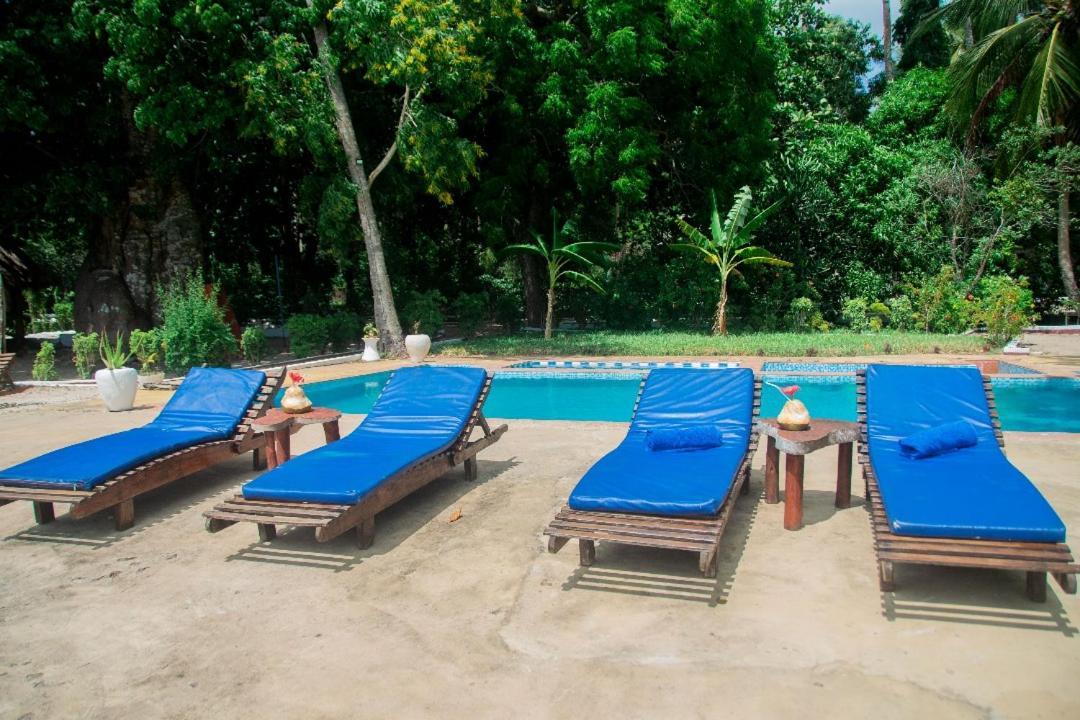 Menai Bay Beach Bungalows Unguja Ukuu Exterior photo