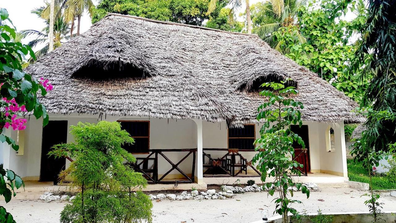 Menai Bay Beach Bungalows Unguja Ukuu Exterior photo
